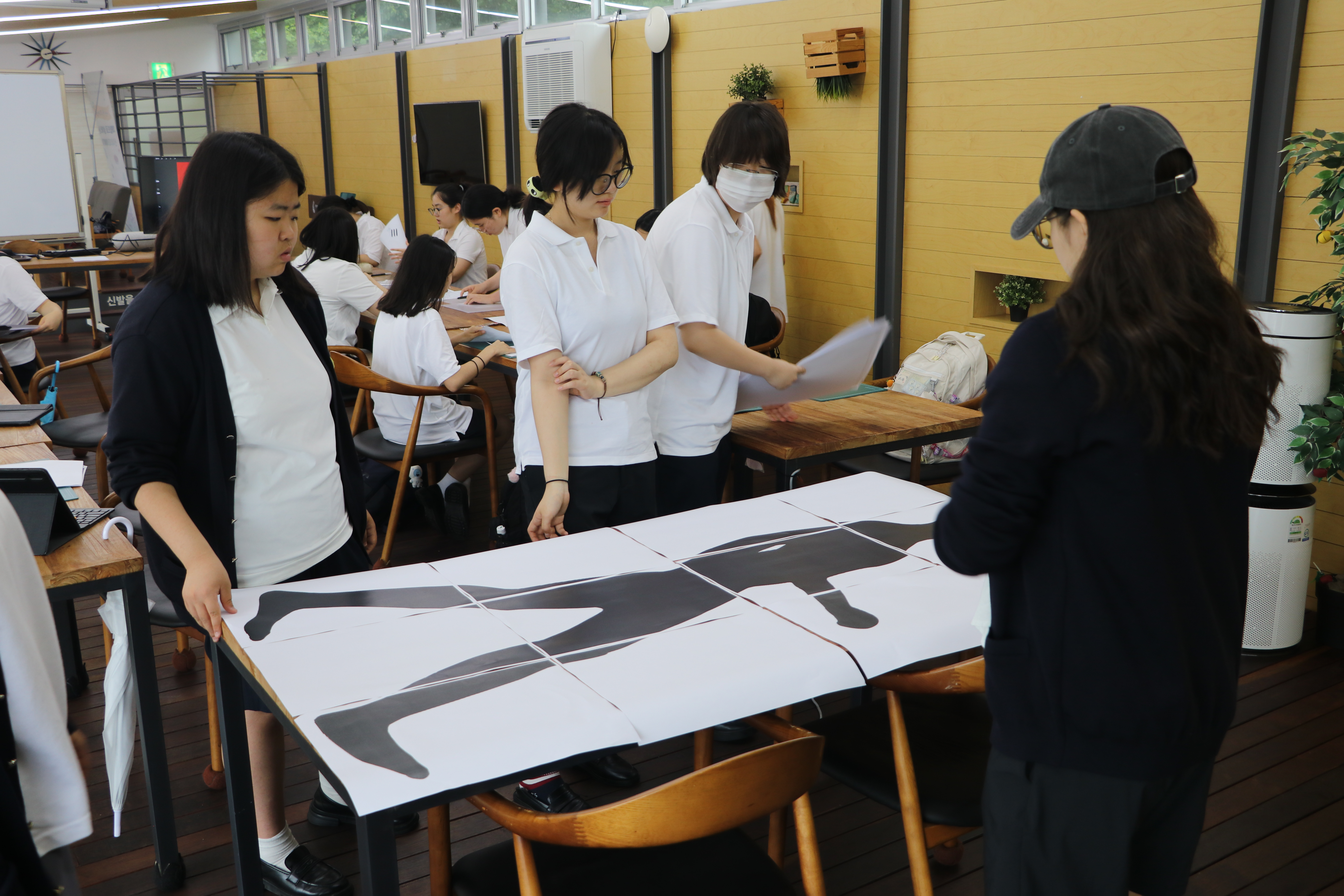 ���� ���